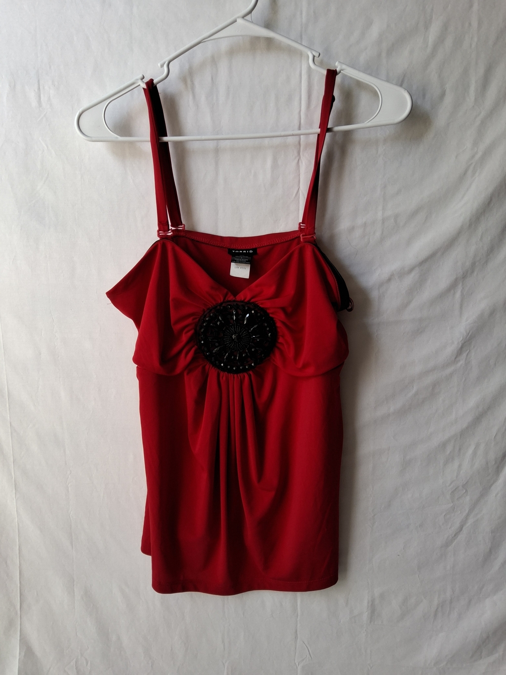 torrid Red Sleeveless Camisole with Black Beaded Medallion Accent‎